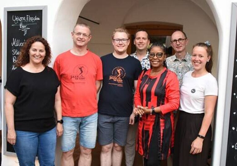 Bernhard Wiesinger und sein Team organisieren alljährlich im Juli den Jazz & Wine-Workshop mit Sessions in den verschiedensten Weingütern. Foto: Werner Kraus